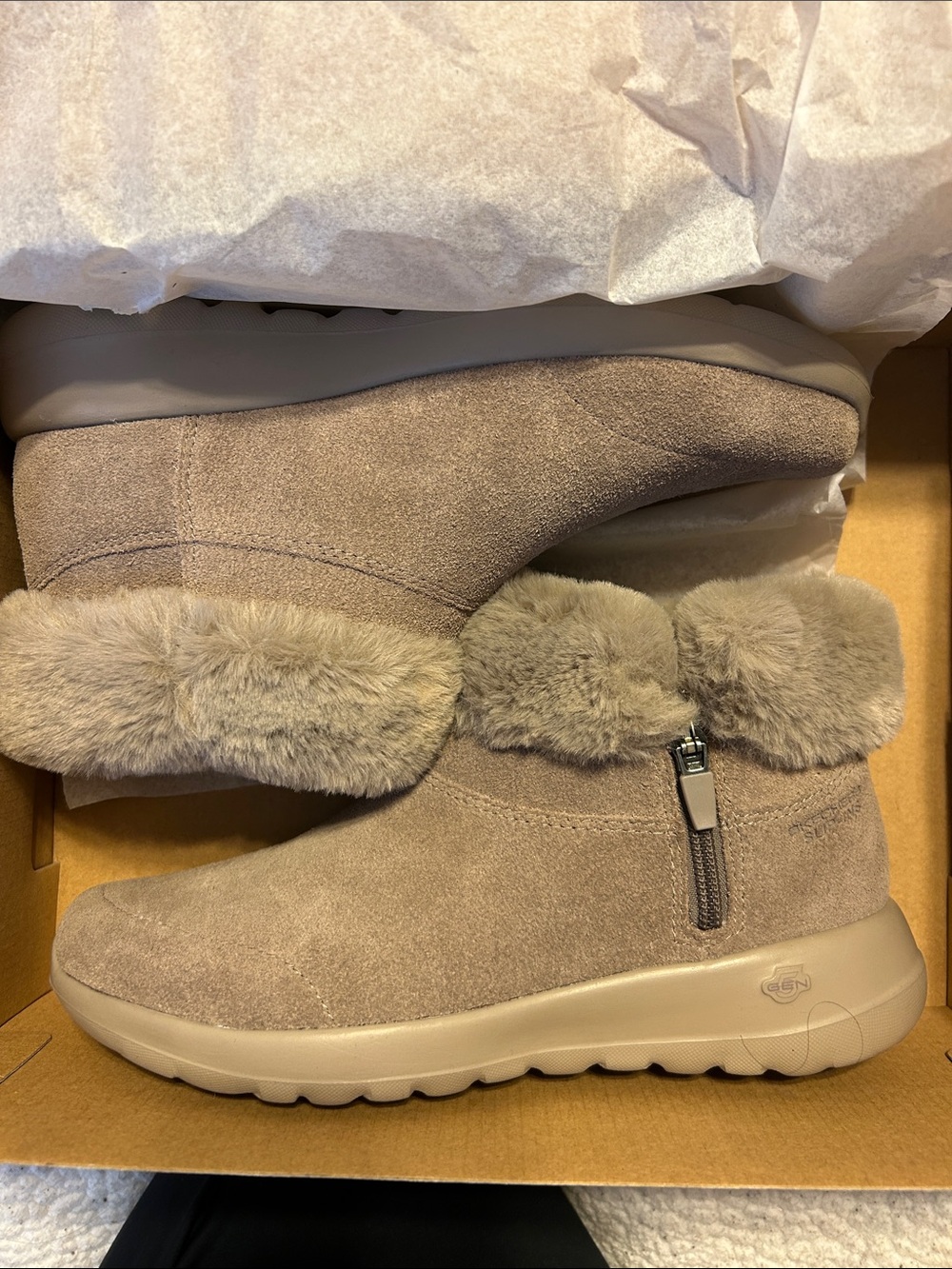 Skechers slip ins boots